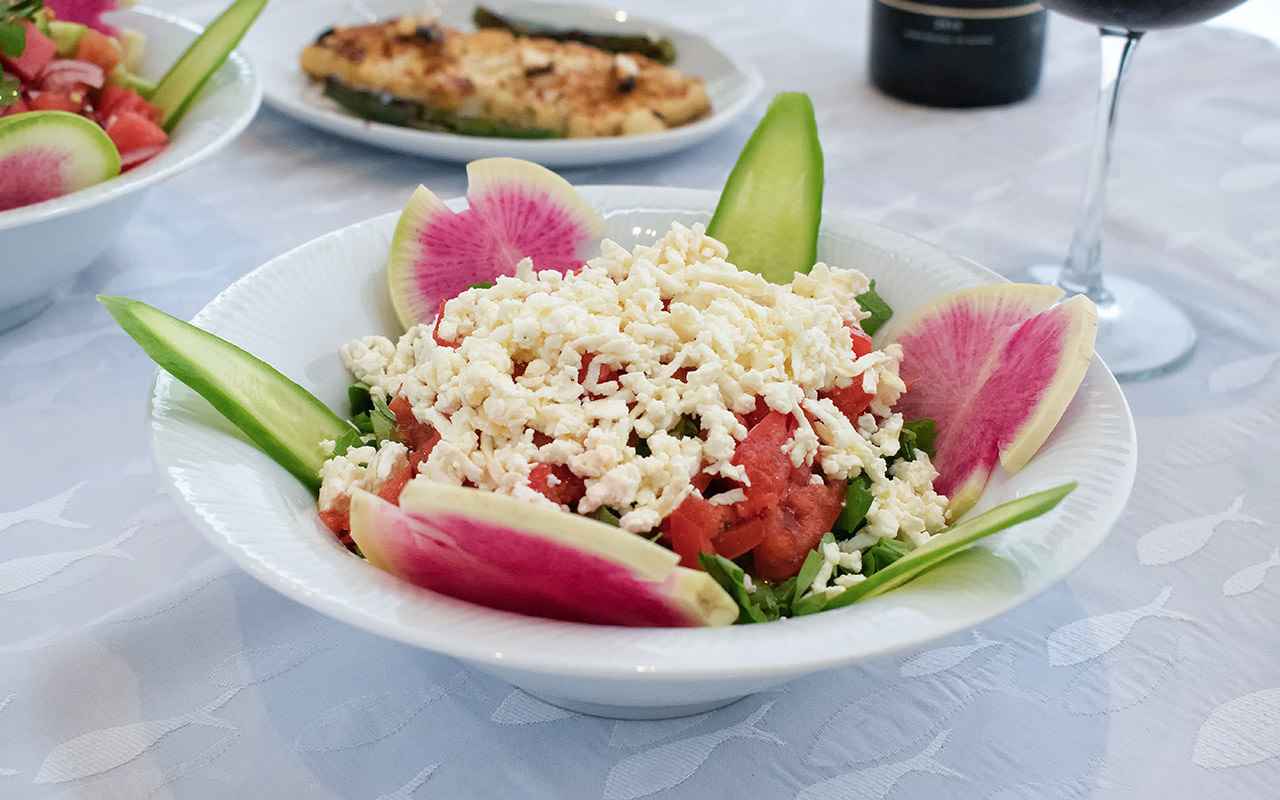 ROCKET SALAD WITH CHEESE