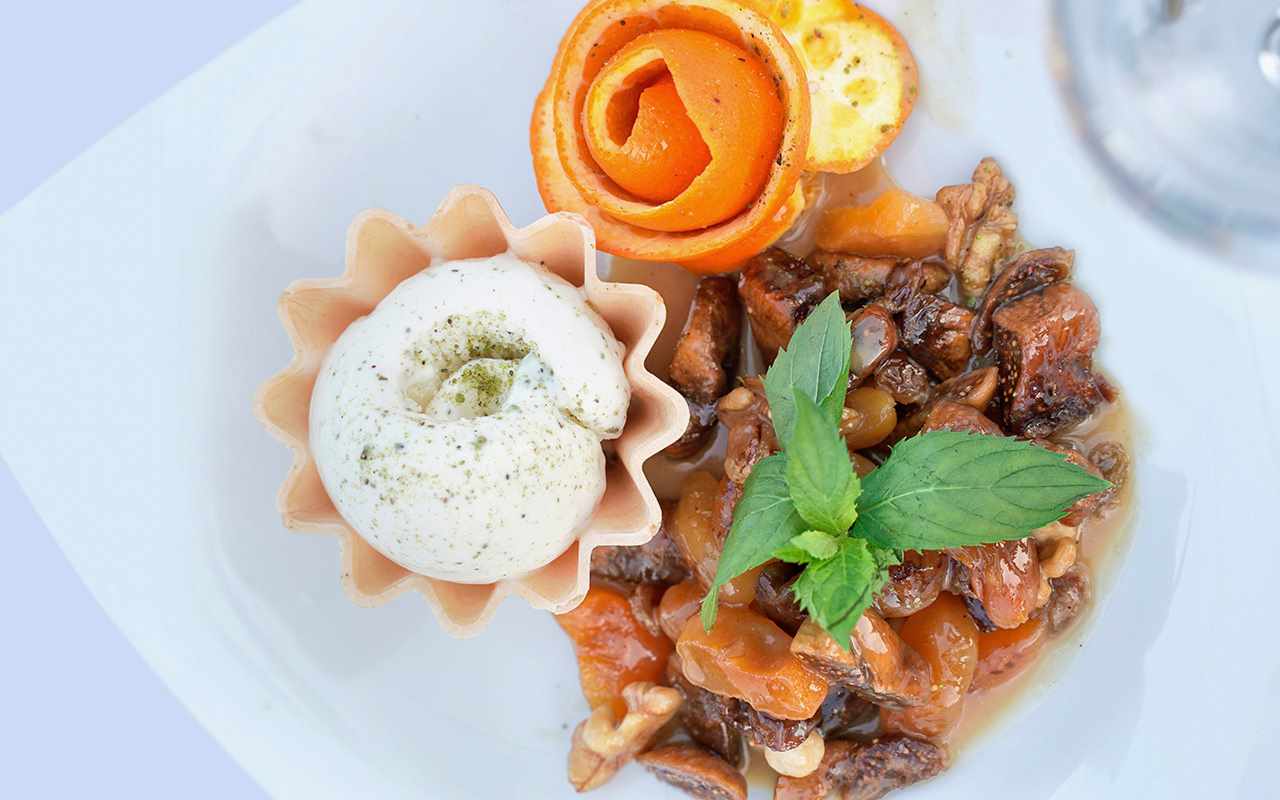 WARM FIG (WITH ICE CREAM)